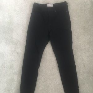 Everlane high waisted black skinny jeans